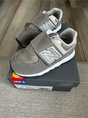 New Balance Kids' Gray Velcro Sneaker - NW574GR - 7C